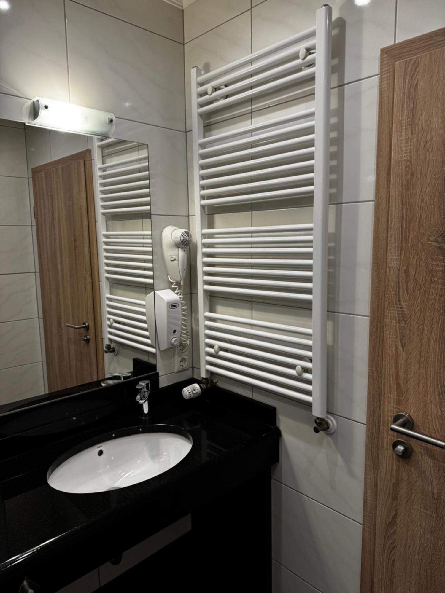 Hotel & Restaurant Brommler Muehle Gangelt Εξωτερικό φωτογραφία